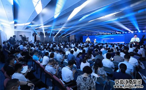 環(huán)保產(chǎn)業(yè)創(chuàng)新發(fā)展大會